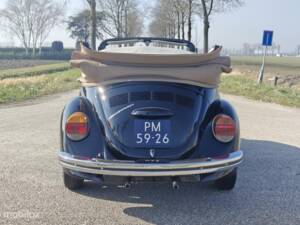 Image 17/35 de Volkswagen Coccinelle 1303 (1972)