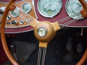 Image 27/50 of MG TD (1953)