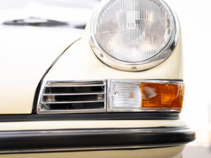 Immagine 26/62 di Porsche 911 2.4 T (1973)