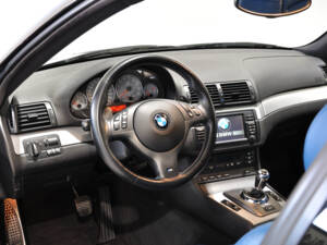 Image 22/45 de BMW M3 (2002)