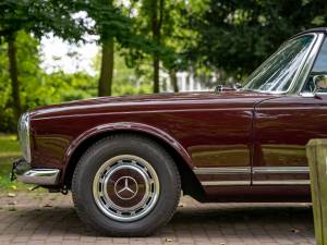 Image 42/59 of Mercedes-Benz 280 SL (1971)