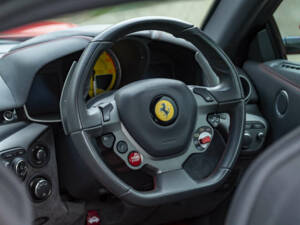 Bild 20/50 von Ferrari F12berlinetta (2013)