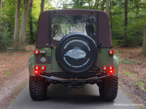 Image 6/30 of Land Rover Defender 90 (1991)