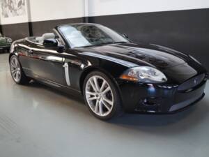 Immagine 1/65 di Jaguar XKR (2009)