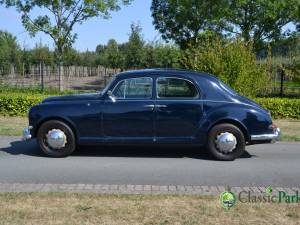 Imagen 2/26 de Lancia Aurelia B12 (1955)