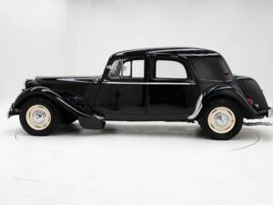 Imagen 8/15 de Citroën Traction Avant 15&#x2F;6 (1953)
