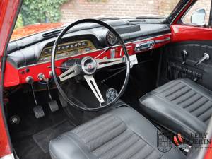 Image 14/50 of Volvo P 123 GT (1967)