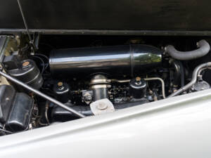 Image 25/27 of Bentley S 1 (1956)