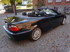 Image 23/30 de BMW 330Ci (2003)