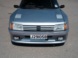 Image 50/50 of Peugeot 205 GTi 1.9 (1990)