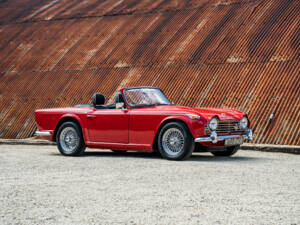 Immagine 9/24 di Triumph TR 4A IRS (1967)