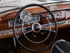 Bild 30/49 von Mercedes-Benz 300 S Cabriolet A (1953)