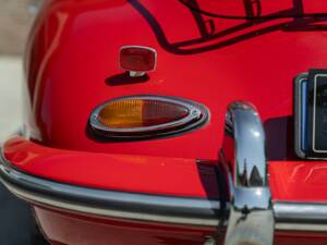 Image 10/50 of Porsche 356 C 1600 SC (1964)