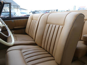 Imagen 11/24 de Mercedes-Benz 220 SE Cabriolet (1959)