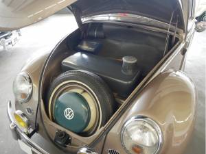 Immagine 25/27 di Volkswagen Coccinelle 1200 Standard &quot;Oval&quot; (1955)