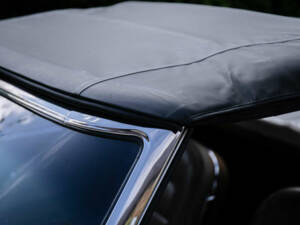Image 43/50 of Chevrolet Corvette Sting Ray Convertible (1965)