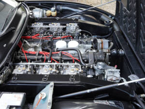 Bild 31/50 von Ferrari 365 GTC&#x2F;4 (1972)