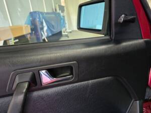 Imagen 21/69 de Mercedes-Benz 190 E 1.8 (1991)