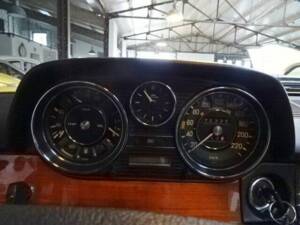 Bild 13/17 von Mercedes-Benz 250 C (2.8) (1974)