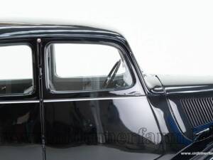 Immagine 12/15 di Citroën Traction Avant 11 BN (1956)