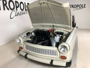 Bild 14/28 von Trabant 601 S de Luxe (1990)