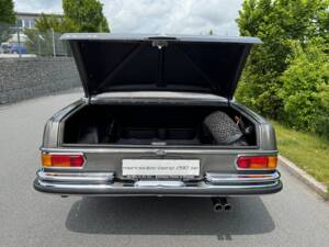 Image 33/47 of Mercedes-Benz 280 SE (1969)