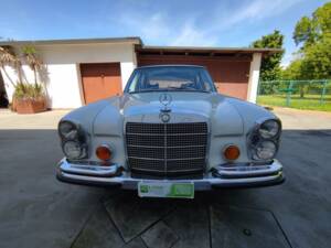 Image 2/10 of Mercedes-Benz 280 SEL 4,5 (1972)