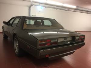 Imagen 7/39 de Aston Martin Lagonda (1982)