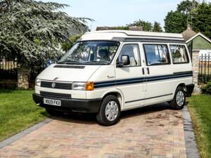 Image 24/37 of Volkswagen T4 California 2.0 (1996)