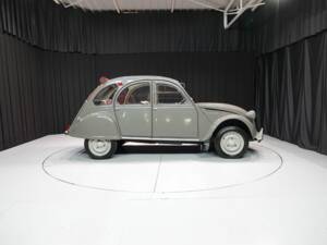 Image 8/15 de Citroën 2 CV  AZ (1966)