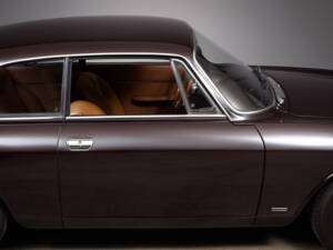 Image 13/35 of Alfa Romeo Giulia 1300 GT Junior (1973)