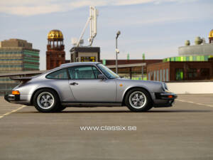 Image 2/30 of Porsche 911 Carrera 3.2 &quot;25 years 911&quot; (1988)