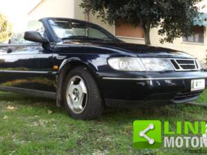 Image 8/10 of Saab 900 2.0i (1997)