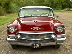 Bild 4/50 von Cadillac 62 Coupe DeVille (1956)