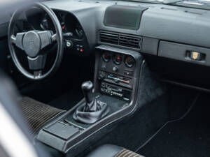 Bild 34/40 von Porsche 924 (1985)