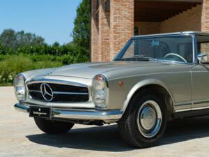 Bild 26/50 von Mercedes-Benz 230 SL (1965)