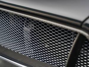 Immagine 27/50 di Aston Martin V12 Vantage S (2015)