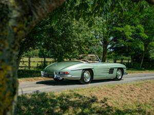 Bild 4/50 von Mercedes-Benz 300 SL Roadster (1960)