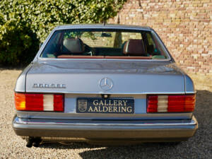 Bild 6/50 von Mercedes-Benz 500 SEC (1989)