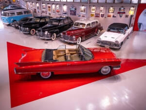 Image 14/18 de Cadillac DeVille Convertible (1960)