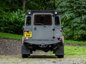 Imagen 7/50 de Land Rover Defender 110 Works V8 (2011)