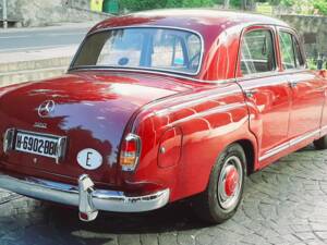 Imagen 4/21 de Mercedes-Benz 190 (1957)