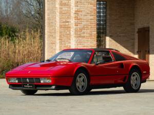 Image 1/50 of Ferrari 208 GTS Turbo (1986)