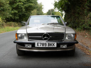 Imagen 2/18 de Mercedes-Benz 300 SL (1988)