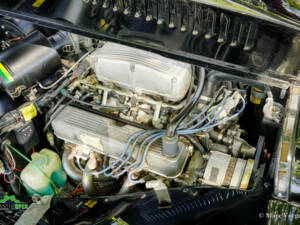 Image 17/54 of Morgan Plus 8 (1992)