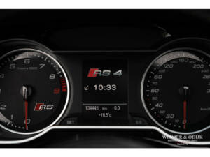 Image 29/32 of Audi RS4 Avant (2014)
