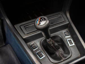 Image 21/36 of BMW 633 CSi (1977)