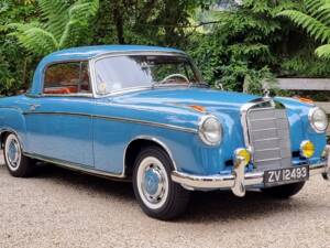 Bild 3/39 von Mercedes-Benz 220 SE (1958)