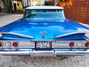 Image 1/98 of Chevrolet Impala Sedan (1960)