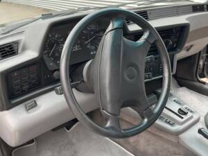Immagine 16/22 di BMW 635 CSi (1989)